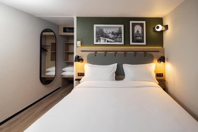 Campanile NATURE - Paris Ouest Gennevilliers Port