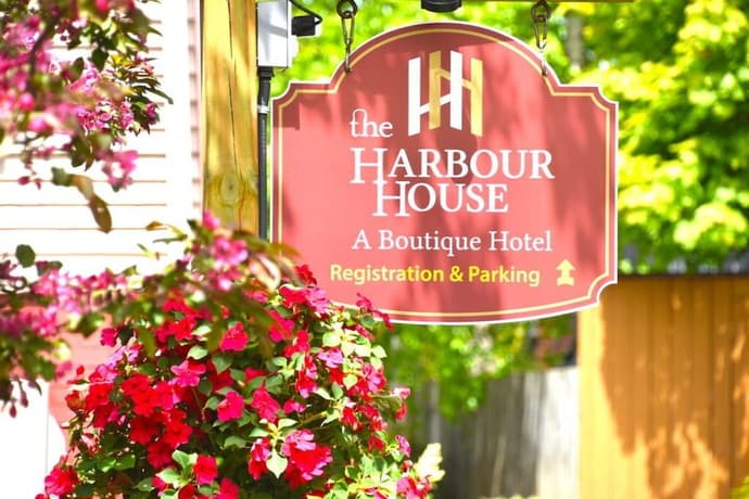 The Harbour House, Primary image