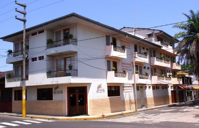 Hotel Acosta, Primary image
