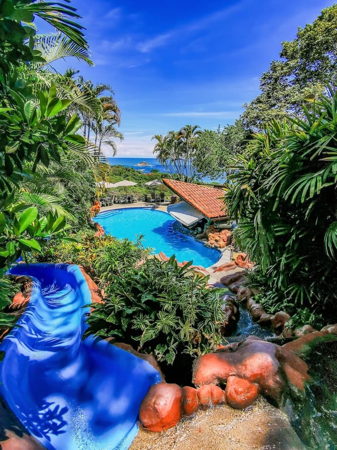 Si Como No Resort & Wildlife Refuge