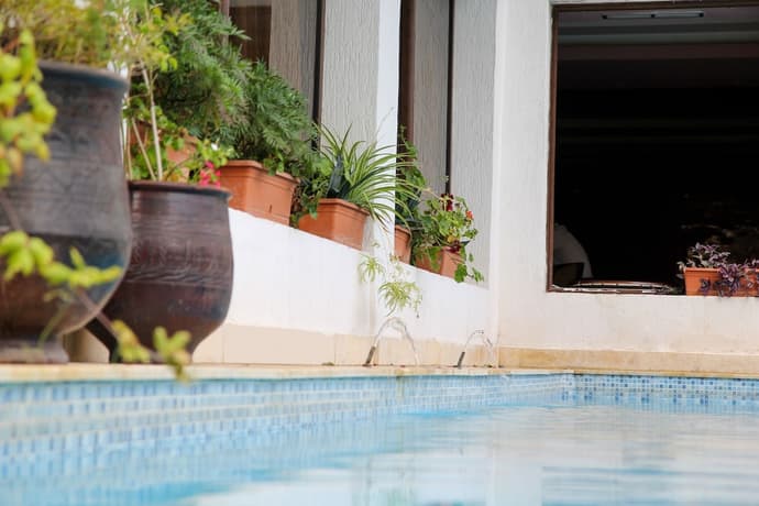 New Farah Hotel, Primary image