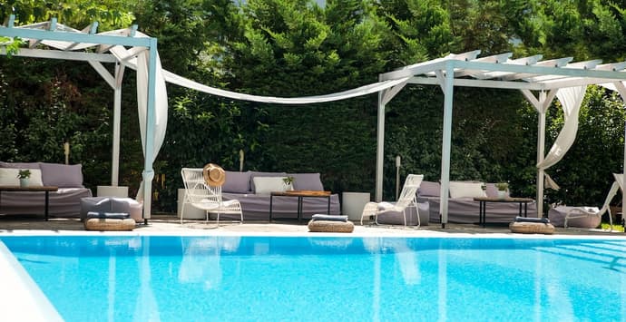 Sea View Cityscape Hotel