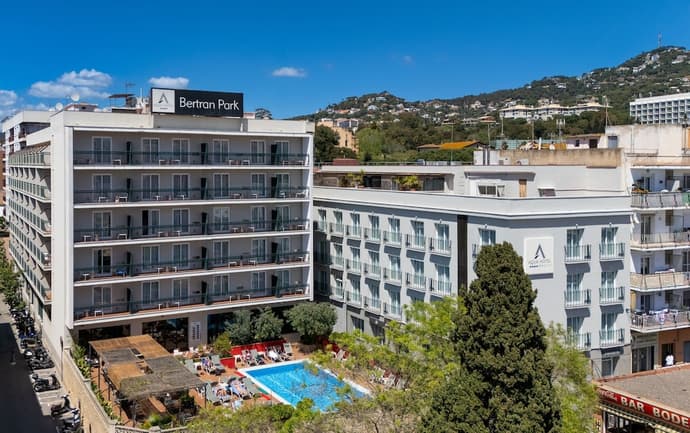 AQUA Hotel Bertran Park