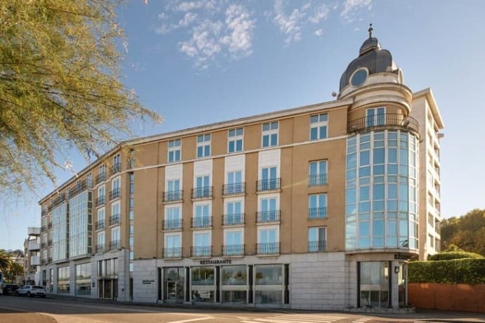 Dorma Sardinero, Primary image