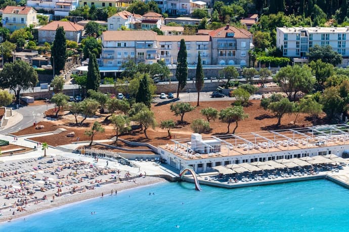 Hotel Komodor, Primary image