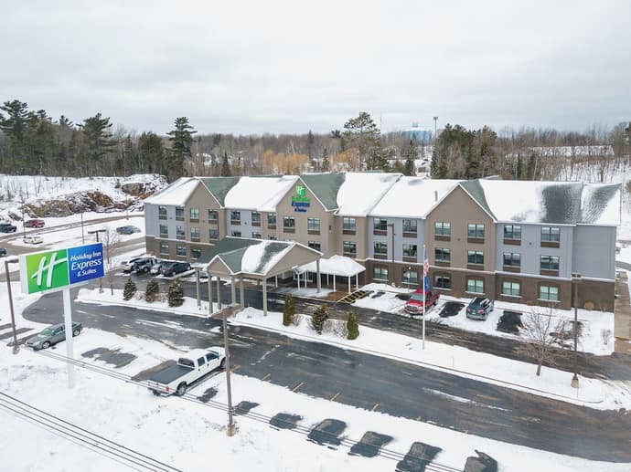 Holiday Inn Express & Suites Marquette by IHG, Primary image