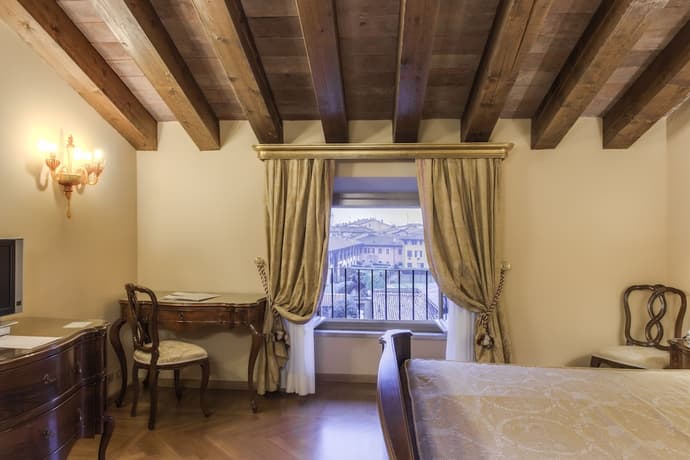 Villa Fenaroli Palace Hotel