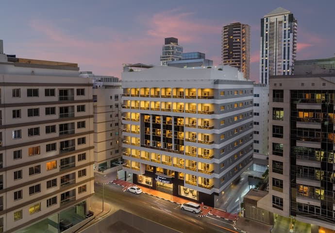 Savoy Crest Hotel Apartments