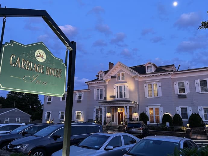 The Carriage House Inn Newport, Primary image