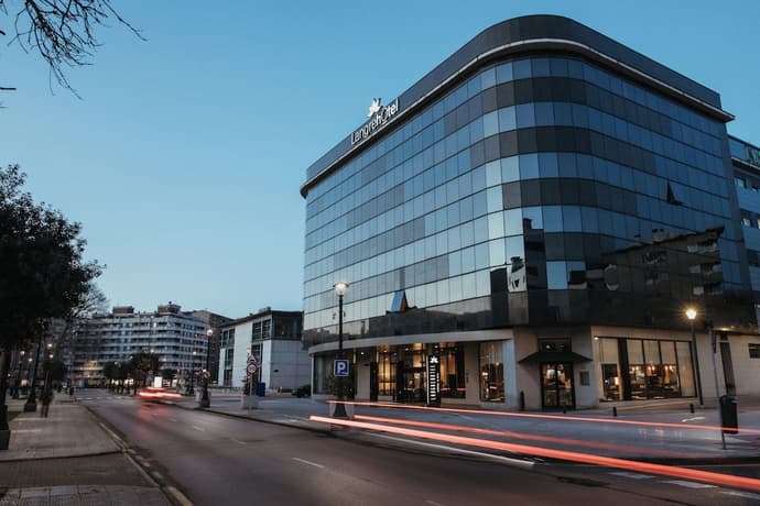 AZZ Asturias Langrehotel & Spa