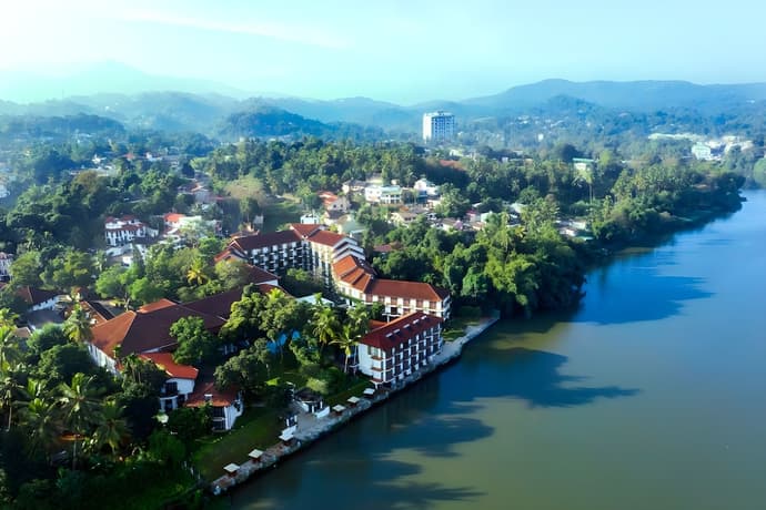 Mahaweli Reach Hotel, Primary image