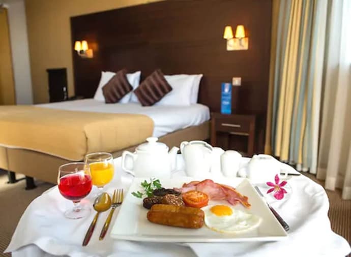 White Sands Hotel, Primary image