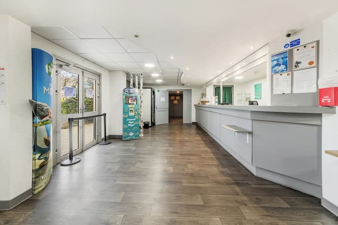 hotelF1 Igny Massy TGV