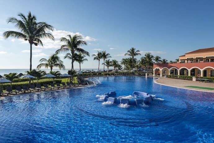 Ocean Coral & Turquesa All Inclusive, Primary image