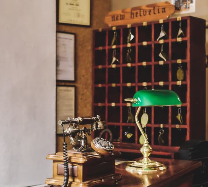 New Helvetia Hotel, Reception