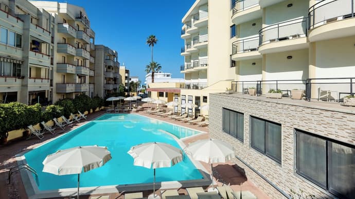 Rina Hotel