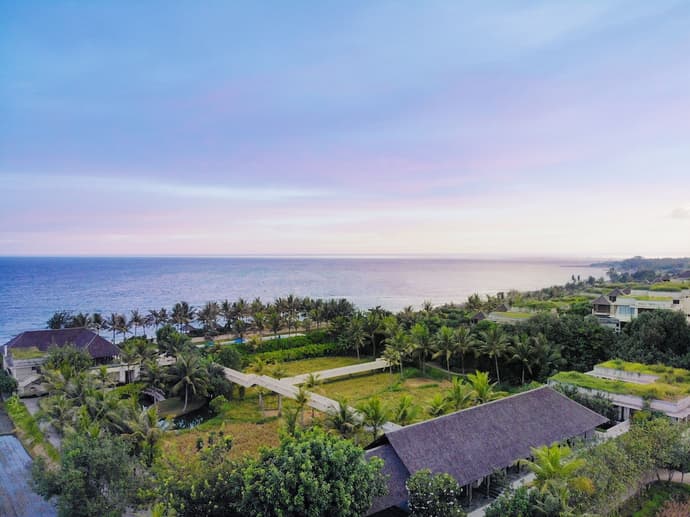 Komaneka at Keramas Beach