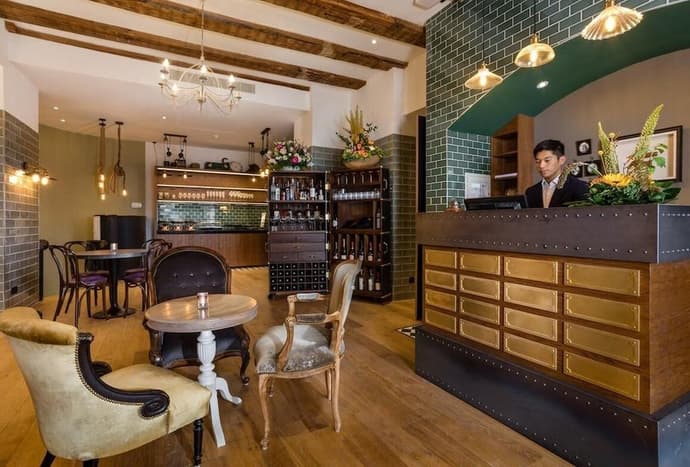 The Hendrick's Hotel, Lobby