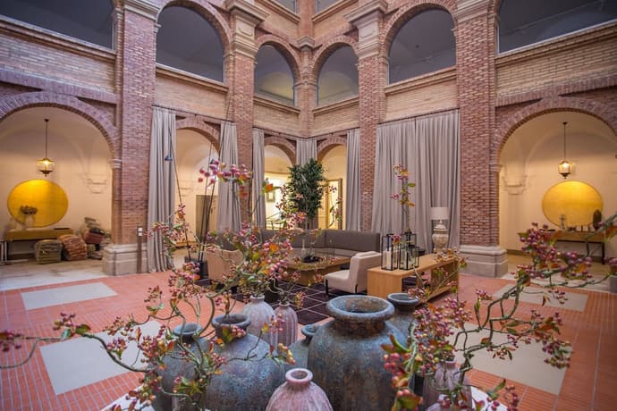 Parador de Lleida, Primary image