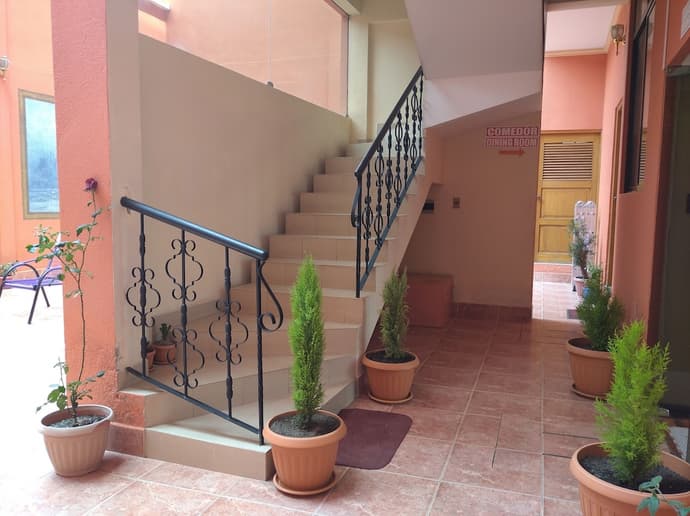 Hotel Wendy Mar, Interior entrance