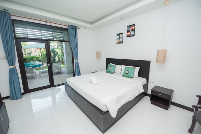 Phuket Monaburi Boutique Hotel