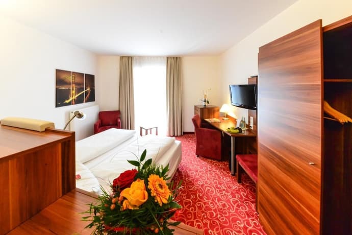 Hotel Günter, Primary image