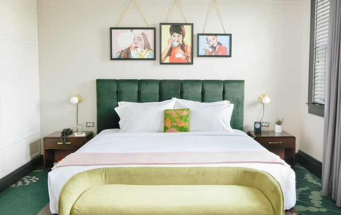 Hotel Clermont, Primary image