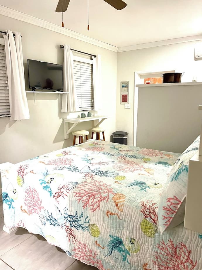 Dawsons Hideaway, Primary image