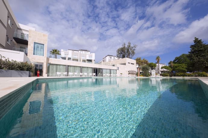 Urban Valley Resort, Primary image