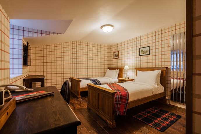 The Cluanie Inn