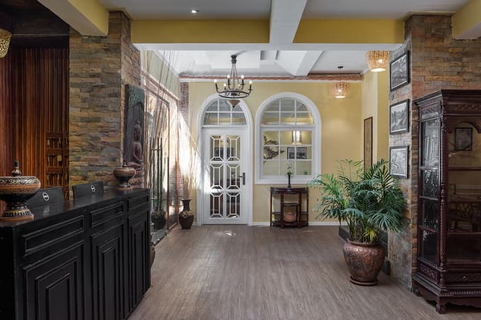 Botum Palace Hotel, Lobby