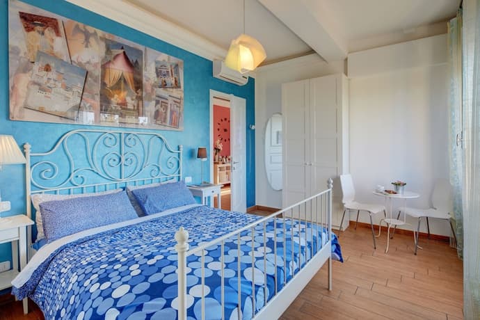 Cento Passi Dal Duomo