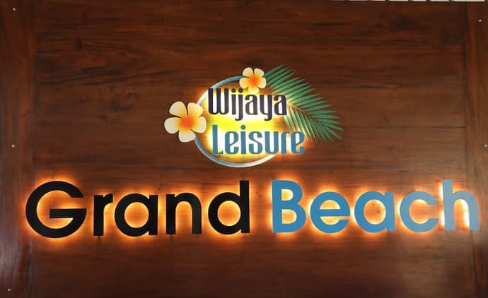 Grand Beach Hotel Wadduwa