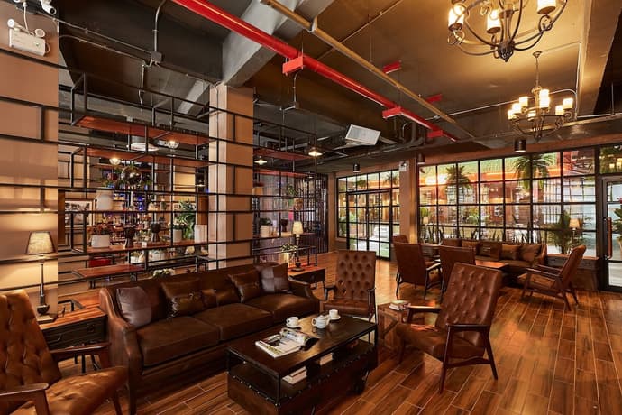 W22 by Burasari, Primary image