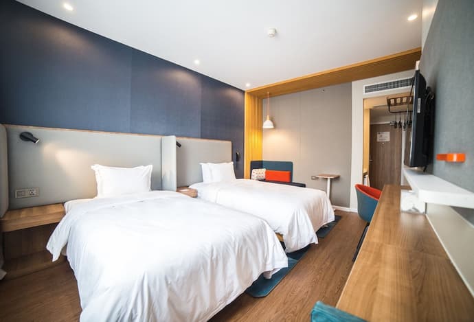 Holiday Inn Express Nanjing Xuanwu Lake by IHG