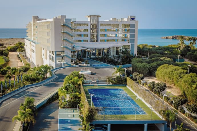 Nissiblu Beach Resort