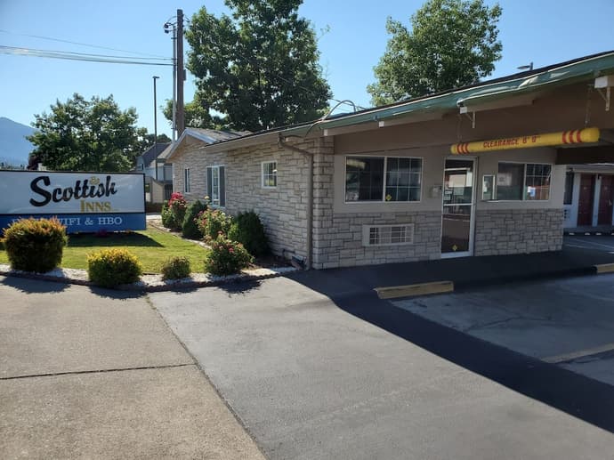 Scottish Inn, Primary image