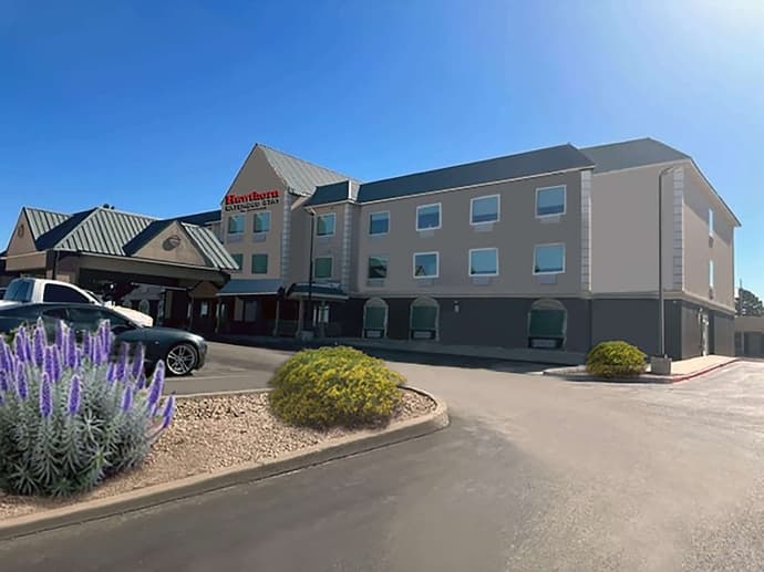 Hawthorn Extended Stay by Wyndham Hobbs