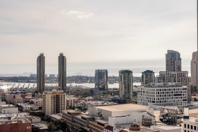 Alma San Diego Downtown, a Tribute Portfolio Hotel