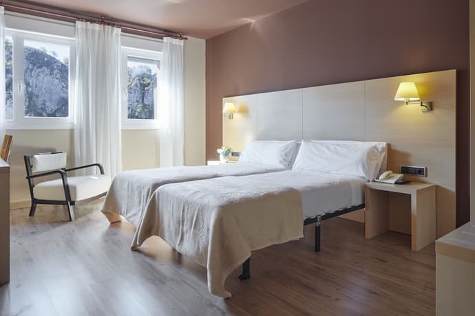 IRAIPE SANTUARIO DE ARANTZAZU HOTEL