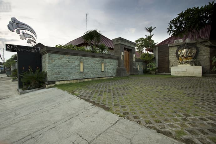 Bali Prime Villas, Interior entrance