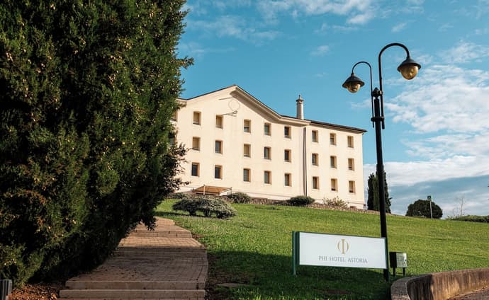 PHI Hotel Astoria, Primary image