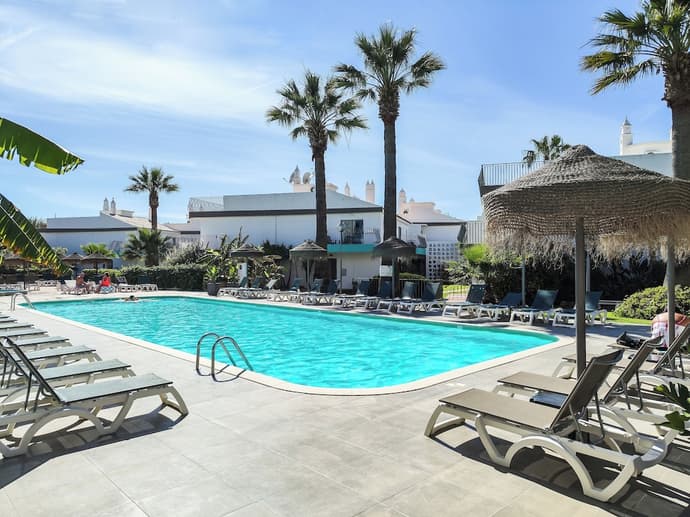 BaySide Salgados, Primary image