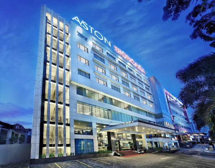 Aston Tropicana, Primary image