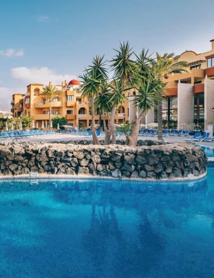 Grand Muthu Golf Plaza Hotel, Primary image