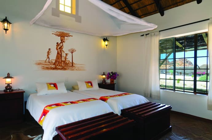 Canyon Village, Primary image