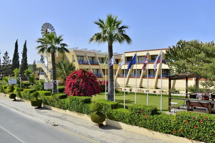 Napa Prince Hotel Apartments