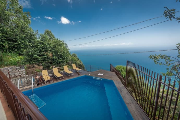 Nido degli Dei, Primary image