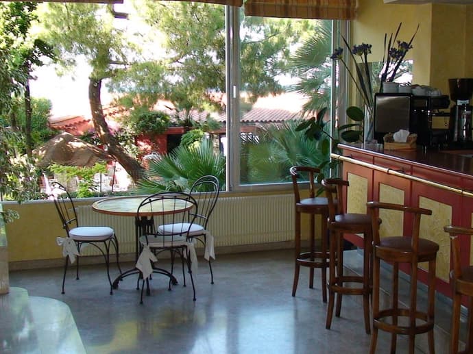 Hôtel Alexandra, Lobby lounge