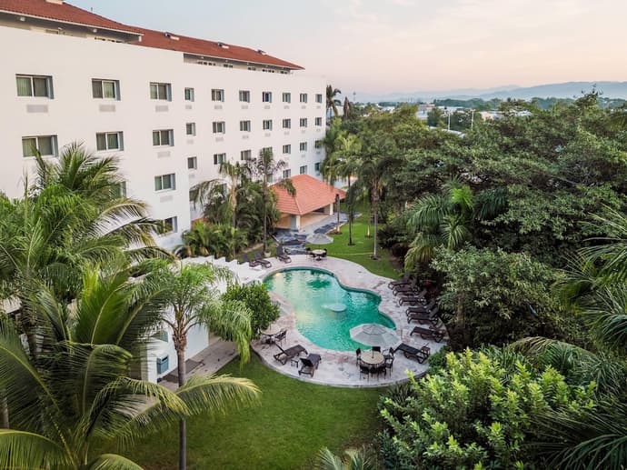 Comfort Inn Puerto Vallarta Golfside & Marina